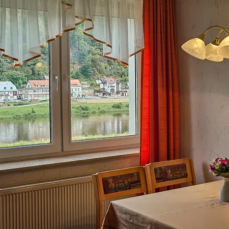 Elbaussicht - Krippen *