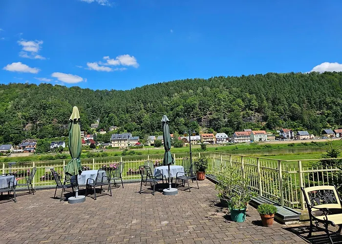 Elbaussicht - Krippen *