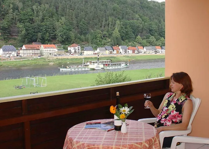 Elbaussicht - Krippen *